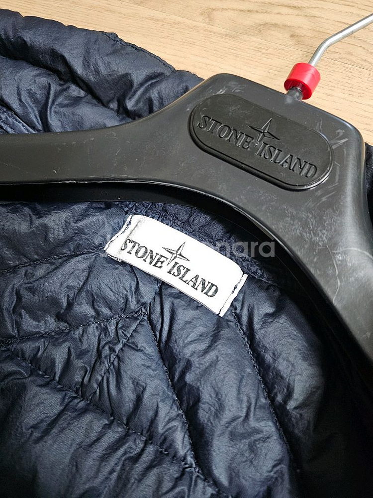 스톤아일랜드 경량 패딩 조끼 베스트--1