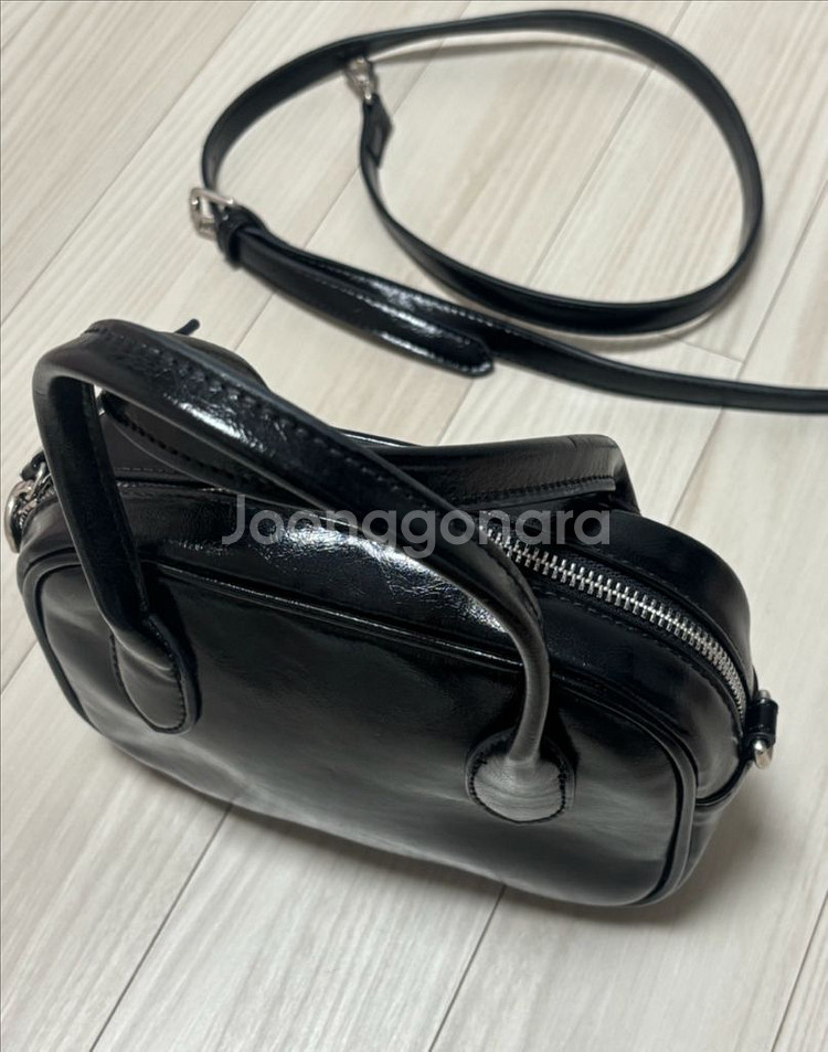 니히 스퀘어 토트백 미니 블랙--5