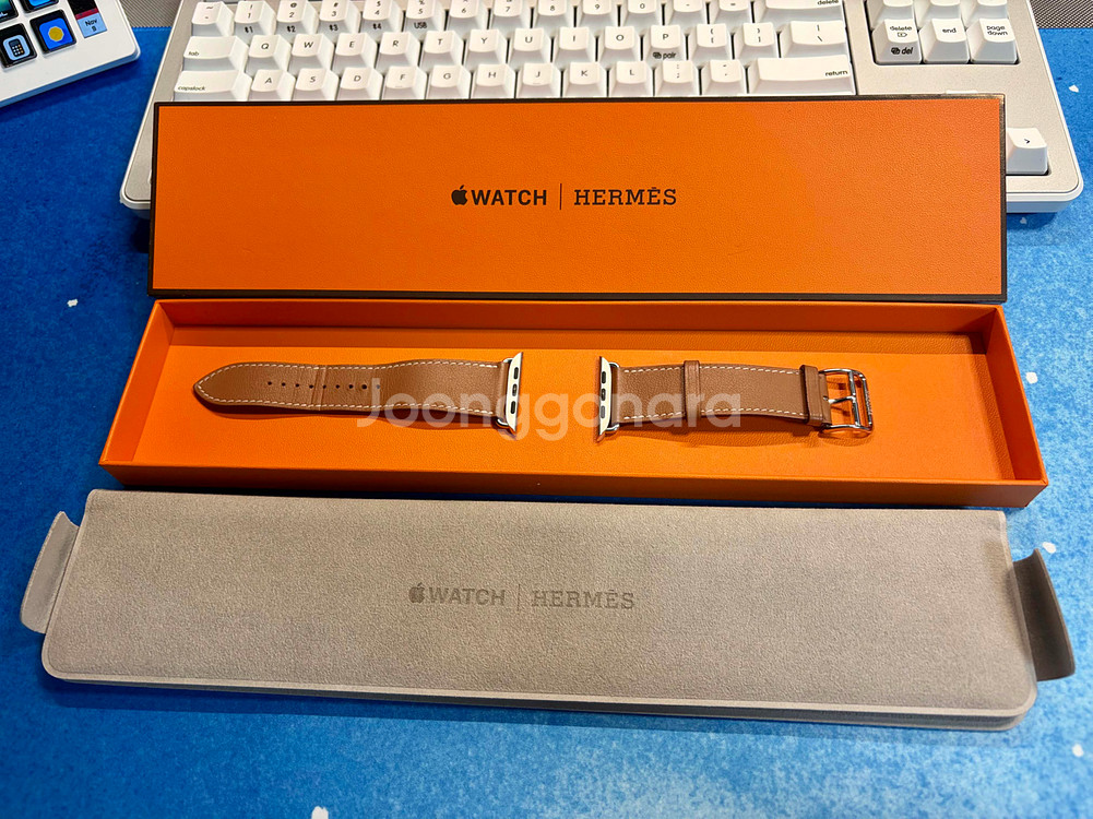 애플워치 에르메스 정품 골드 싱글 투어 가죽 스트랩 판매합니다--0
