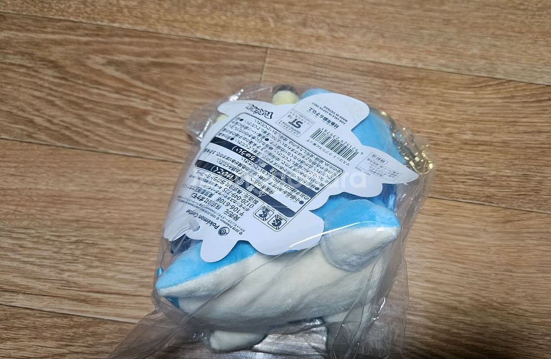 2018년 포켓몬센터 라프라스 피카츄 인형 키링--1