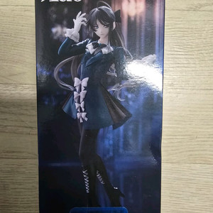 Ado x 라운드원 한정 피규어 미개봉새상품