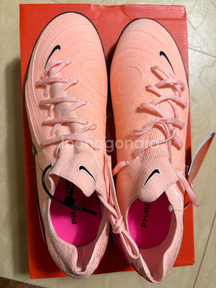 나이키 팬텀 GX 2 프로 TF 260--1