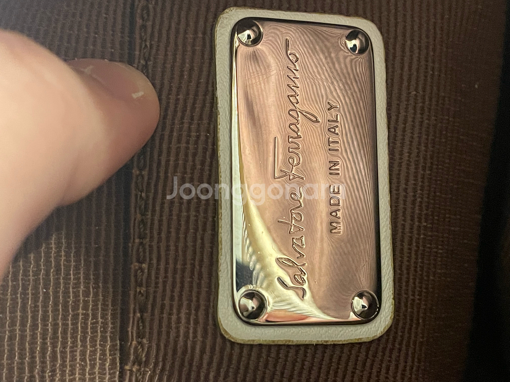 페라가모 간치니 숄더백--2