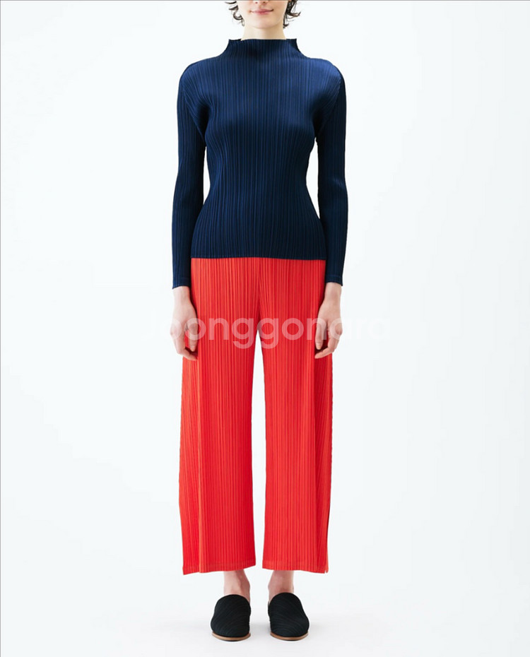 플리츠플리즈 2월 와이드 팬츠 블랙 3사이즈--1