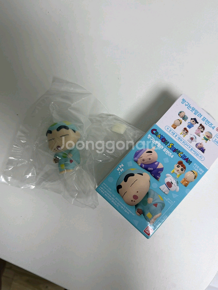 짱구는 못말려 프렌즈 4 짱구 잠옷 피규어--0