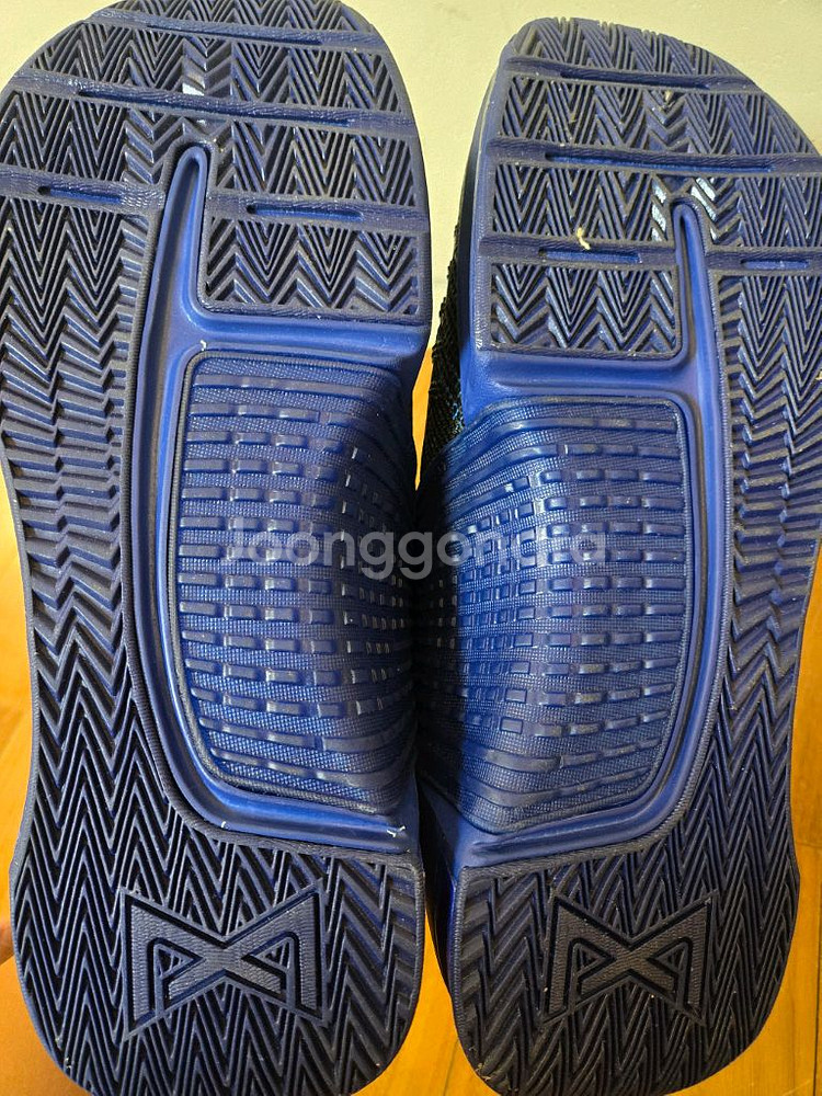 (가격내림) 나이키 메트콘 9 AMP 남성 운동화 HF--4