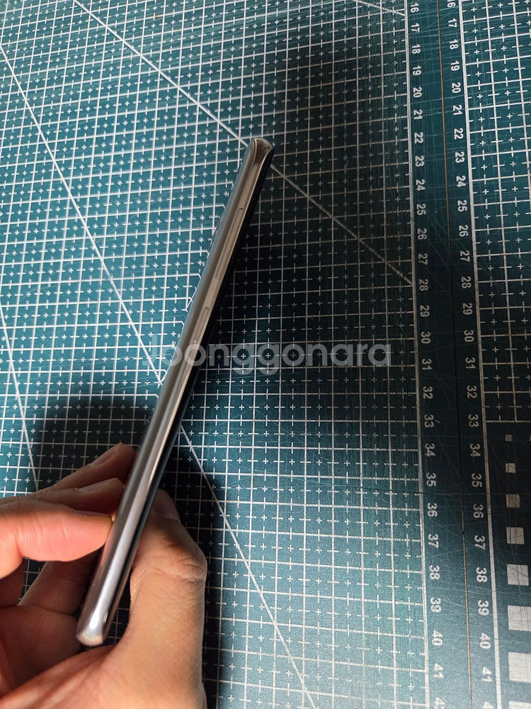 개인 A급 삼성 갤럭시 S8 64GB 실버 (아이폰도 판매)--2