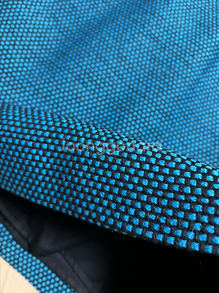 끌로디피에로 물결 스캘럽 민소매 원피스 나시 블루 하객룩 트위드 마쥬산드로--16