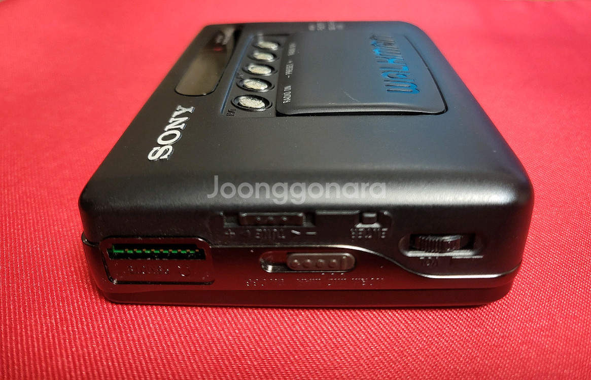 소니워크맨 WM-FX77 준민트급 풀세트 정상작동품--3