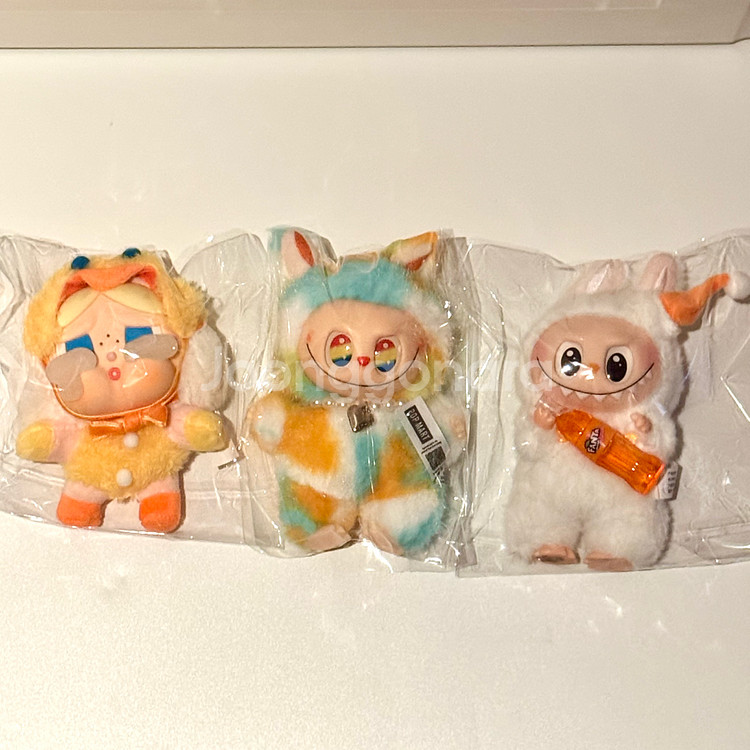 새상품) 팝마트 라부부, 크라이베이비 인형 키링 3개--0