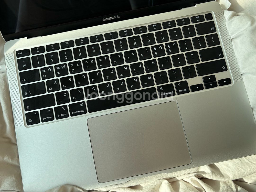 맥북에어M1 13 8G 256 배터리 95--1