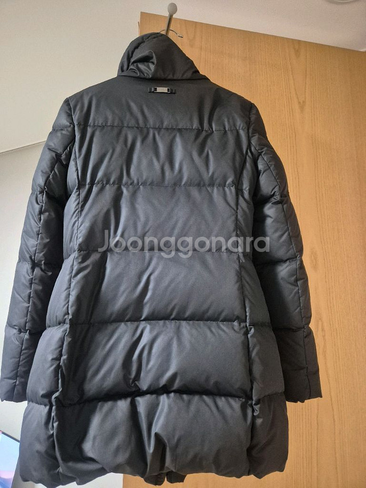 아르마니 꼴레지오니 여성 패딩 Armani Collez--4