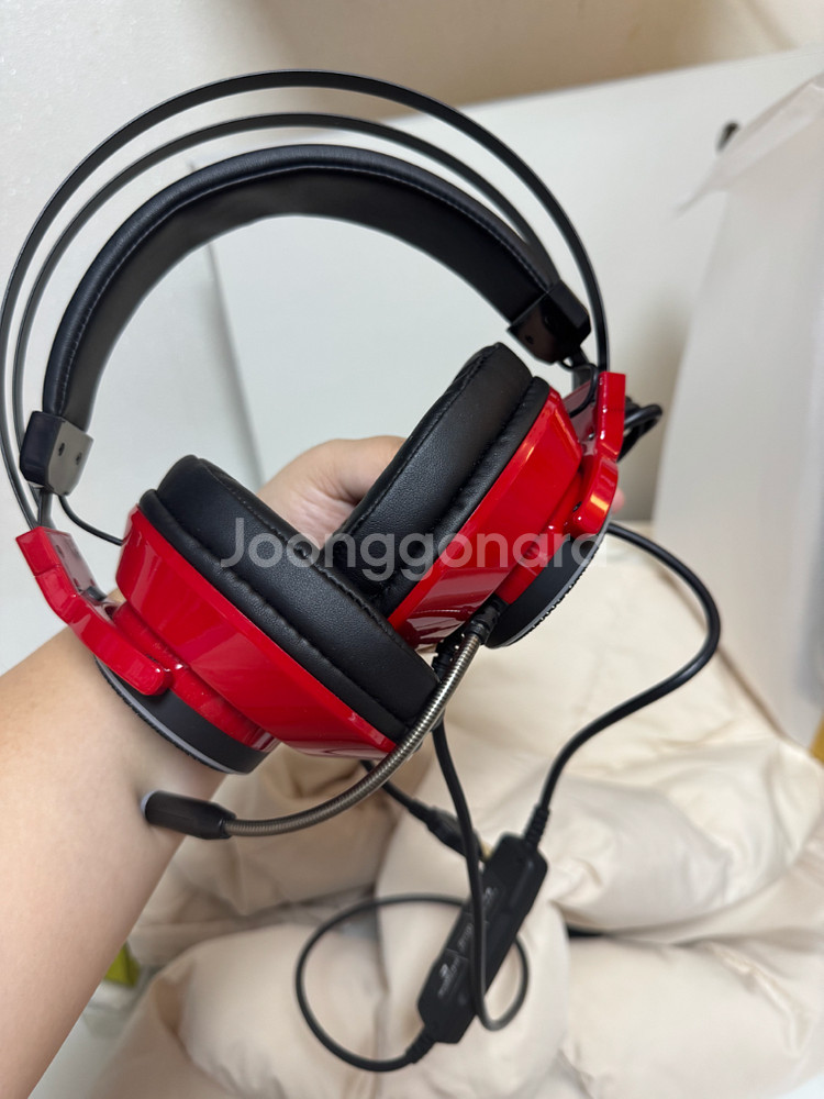 게이밍 32인치 모니터 144 +헤드셋+ 마우스 같이 팝니다--2