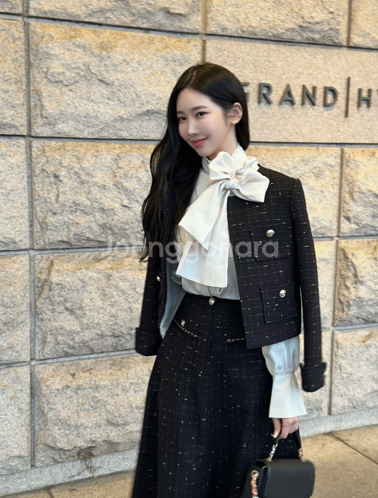 이부베 블랙 트위드 자켓 스커트 세트--0