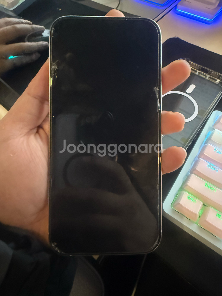 아이폰 16 프로맥스 256기가 화이트--9