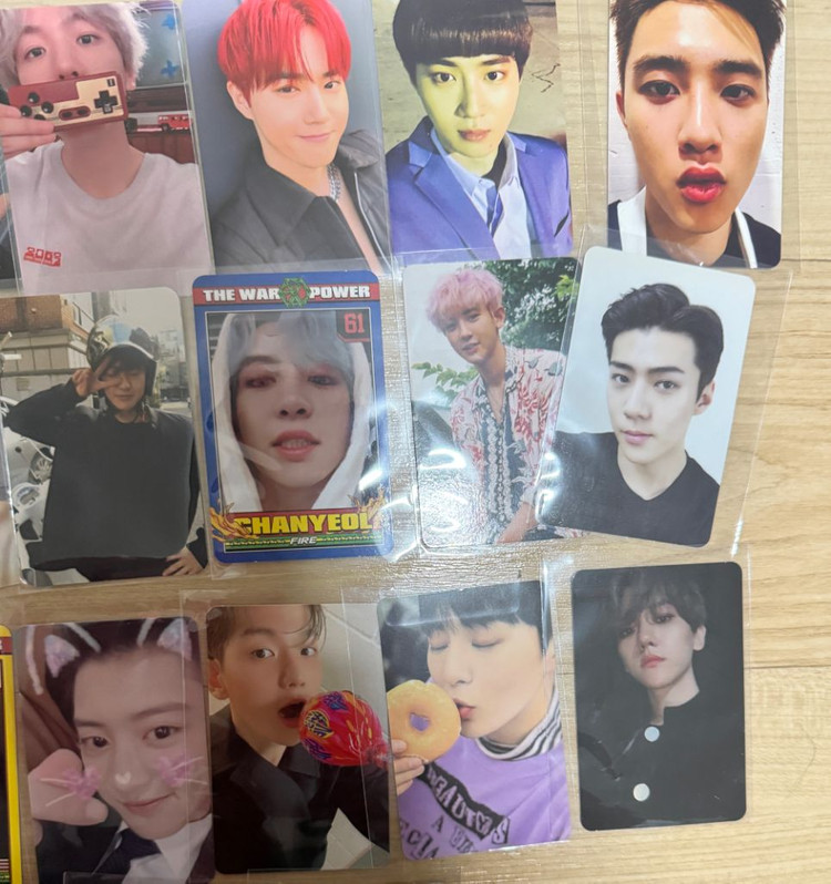 엑소 포카 (찬열,카이,세훈,백현,시우민,수호,디오 포카) 이미지