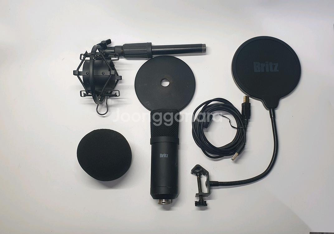 브리츠 마이크 BE-STM700--0