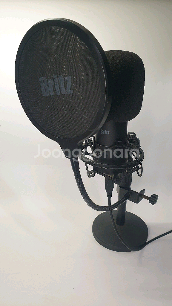 브리츠 마이크 BE-STM700--1