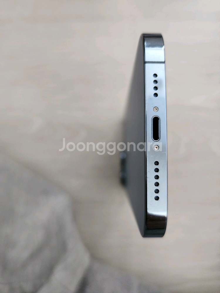 아이폰13프로맥스 256G 배터리성능치84%팝니다.--3