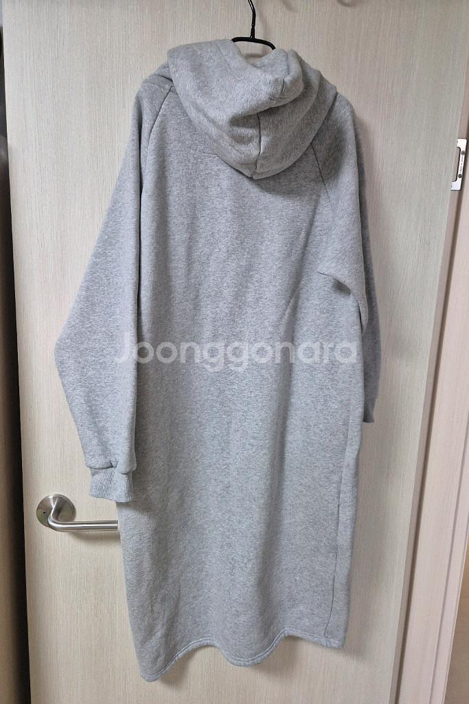 (24년) 스튜디오톰보이 후드원피스 기모롱원피스--3