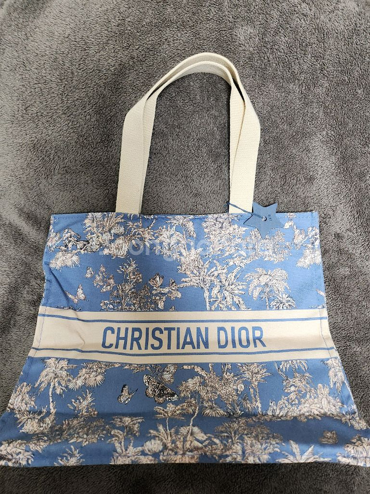 (11/11 한정세일) 디올 리비에라 2025 에코백--1