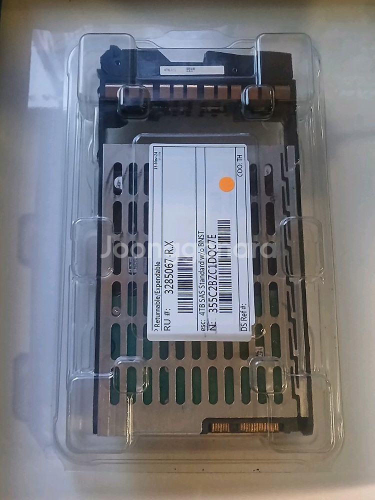 새상품 일본 시게이트 오리지널 4테라 서버용 하드 팝니다--1