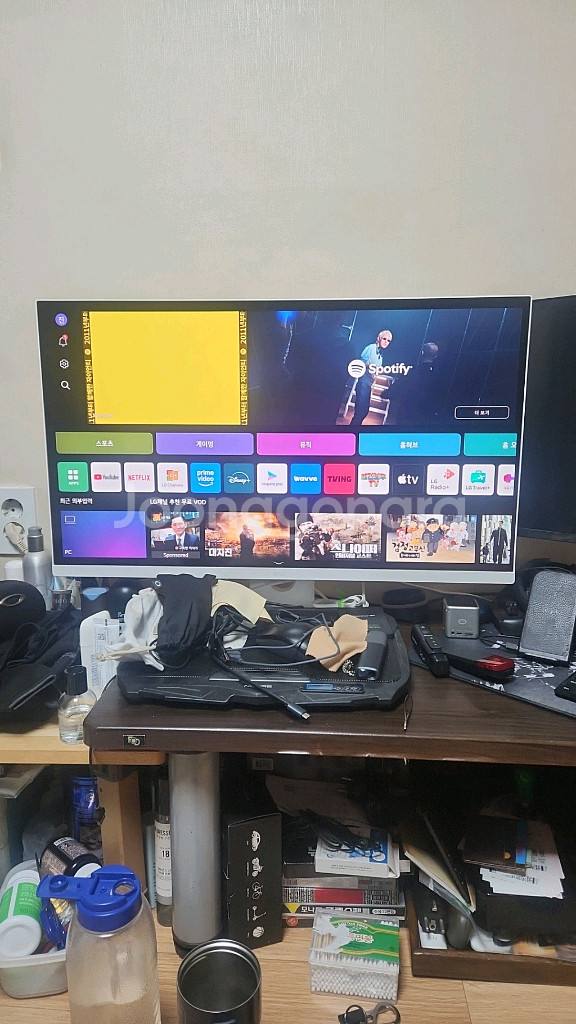 LG 4K UHD 32인치 스마트 모니터--0