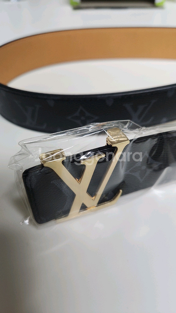 루이비통 남성 벨트--0