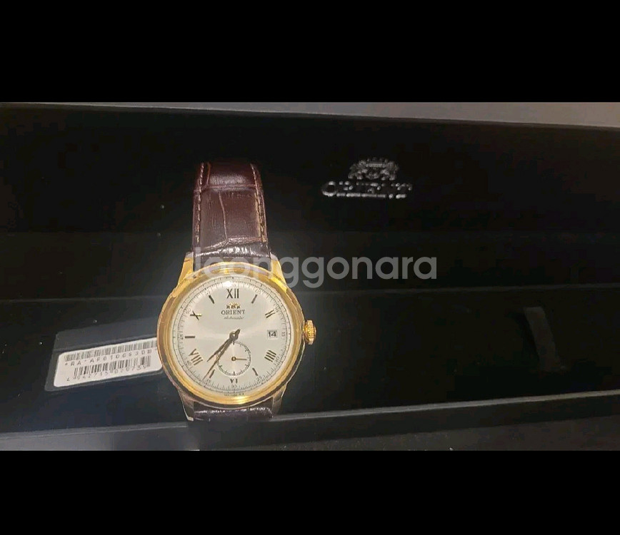 오리엔트 밤비노 스몰세컨즈 골드 가죽 시계 정품--1