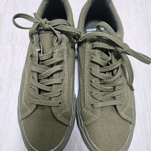캐치볼 카키 스니커즈 운동화 신발 230~235 편의점 반값 택포 15000원