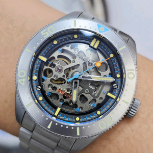 스피나커 크로프트 42 스켈레톤 오토메틱 시계