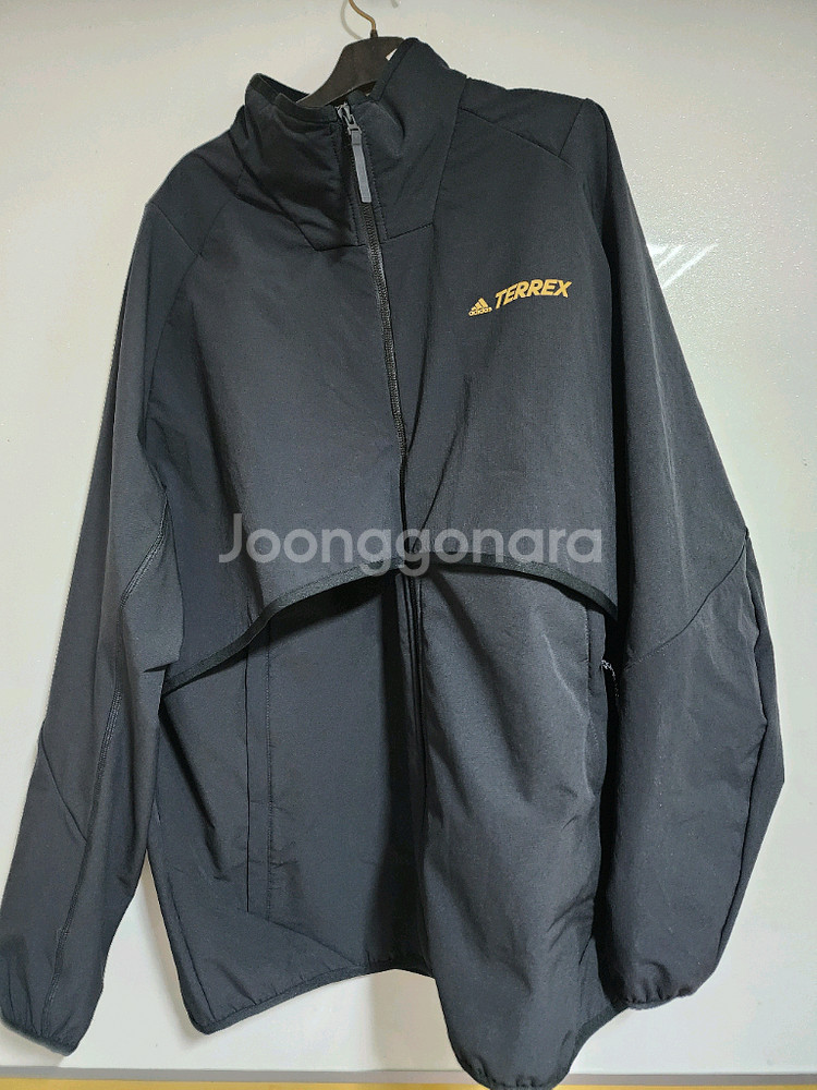 아디다스 테렉스 동계 바람막이자켓--1