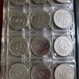 500원동전1982년6월12일 최초발행60개 , 2014년 특년도발행 60개, (합 120개)