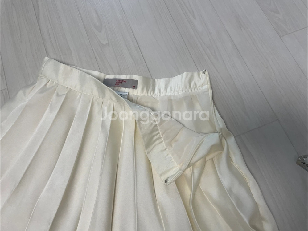 8세컨즈 플리츠 스커트 M--2