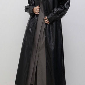 플리츠플리즈 레더 롱코트