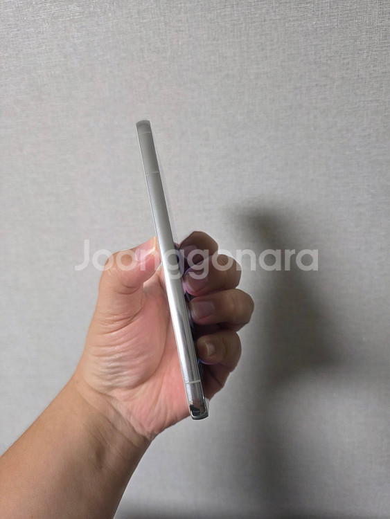 갤럭시 S22플러스 팬텀화이트 256기가 A급 팔아요~--3