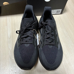 아디다스 울트라부스트 5X 올블랙 265 새상품