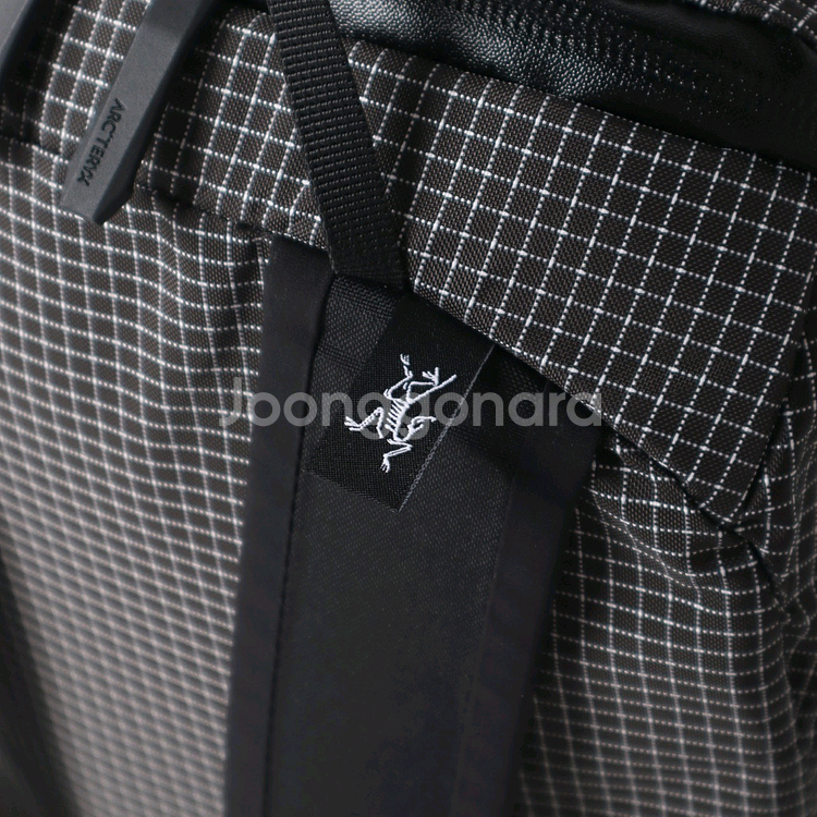 아크테릭스 컨실 15L 백팩--5