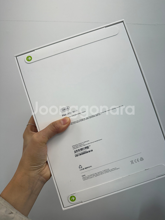 아이패드11 (A16) wifi 실버 128 (미개봉)--1