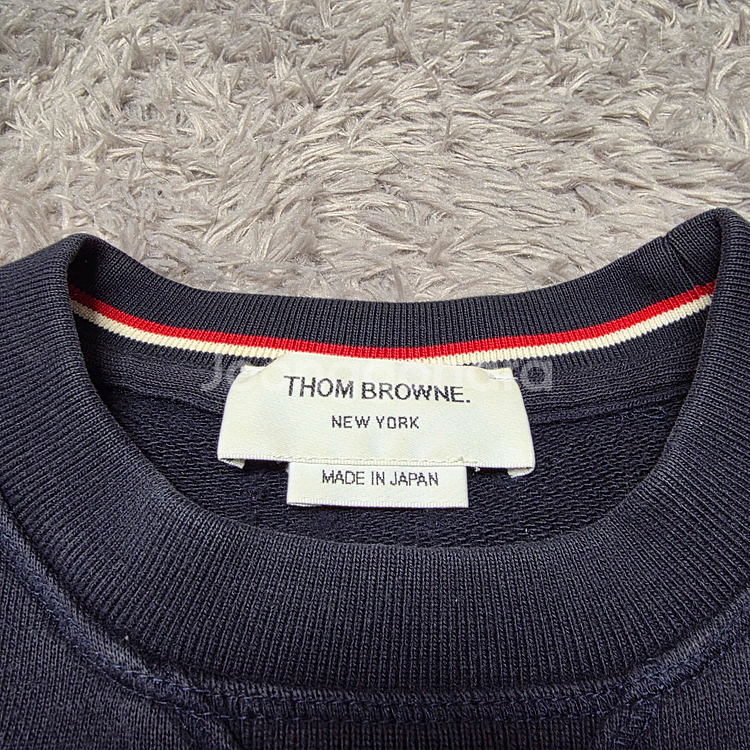 [클로젯][2][백화점판]톰브라운 사선완장 맨투맨--3