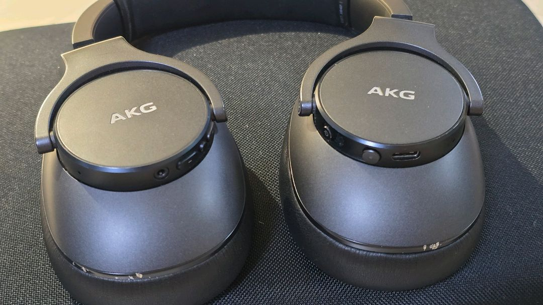 akg n700nc 무선헤드폰 이미지