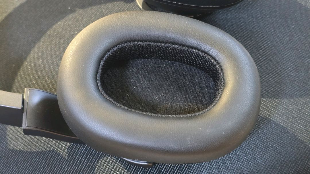 akg n700nc 무선헤드폰 이미지