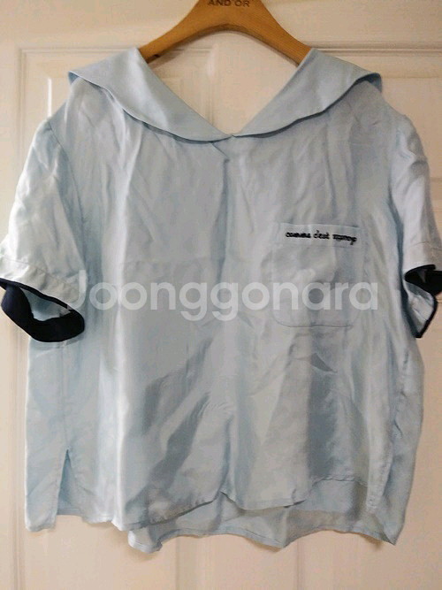 럭키슈에뜨 앞자수 변형카라 블라우스--0