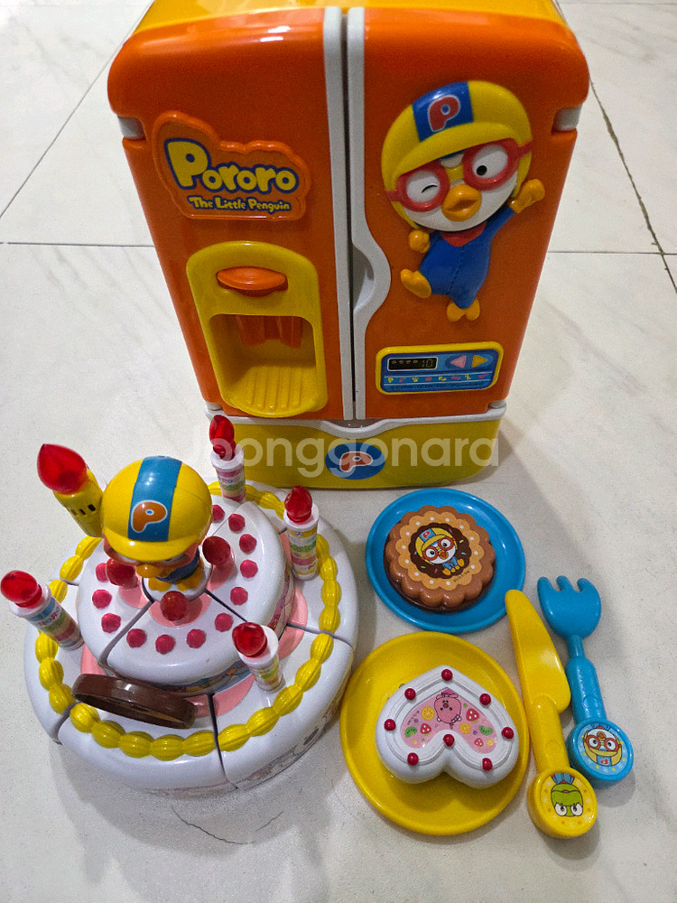 뽀로로 냉장고와 뽀로로 생일케이크--2