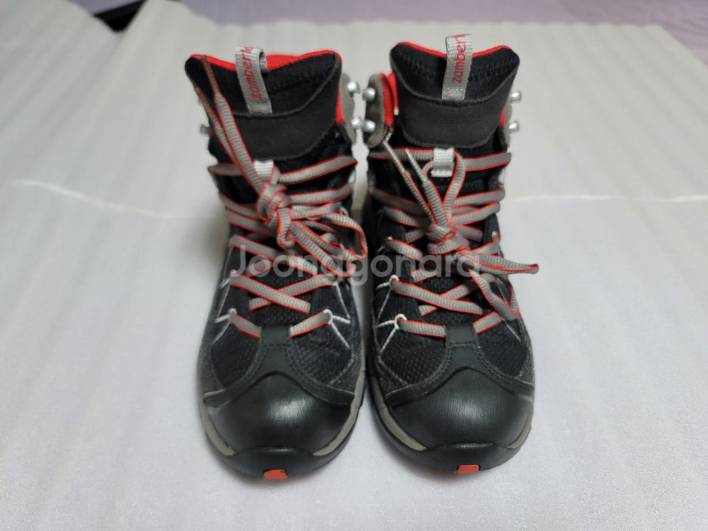 고어텍스 등산화 275--0