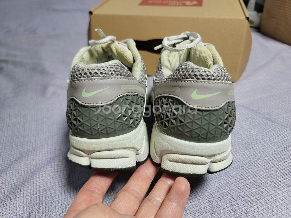 나이키 보메로5 코블스톤팝니다..--3