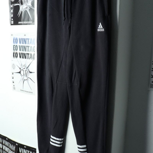 (L) 아디다스 트레이닝복 바지 작은얼룩 사용감 기모 이미지