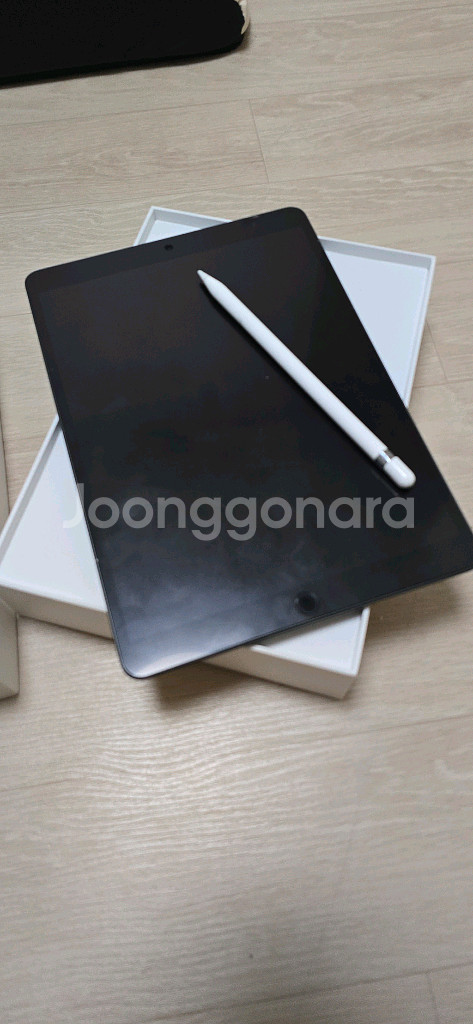 아이패드 에어 3세대 64GB 와이파이모델--1