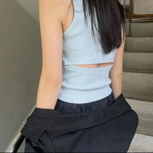 뒤트임 민소매 스카이블루 나시