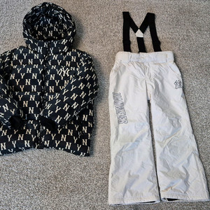 엠엘비키즈 남아구스패딩 145사이즈mlb 남아스키바지145사이즈 묶음